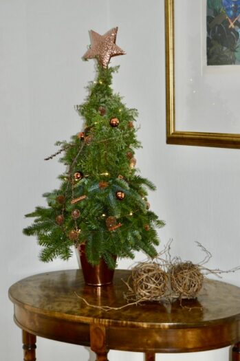 Lag et dekorativt juletre til advent